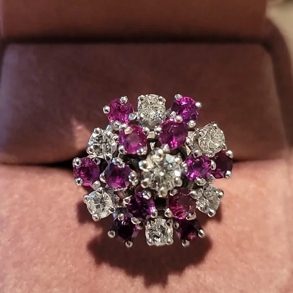 14k vintage ring with diamonds and ruby - Picture 3 of 9
